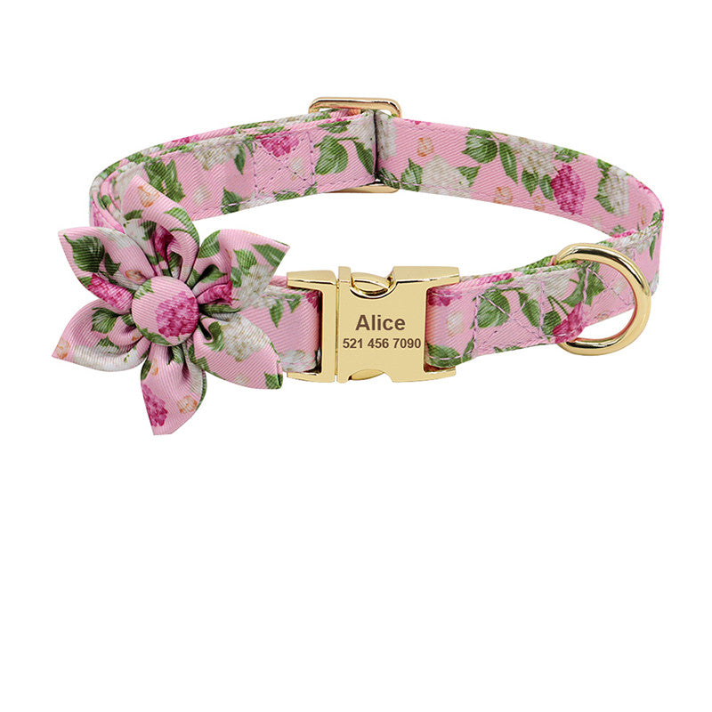 Cutesy flower cat collar
