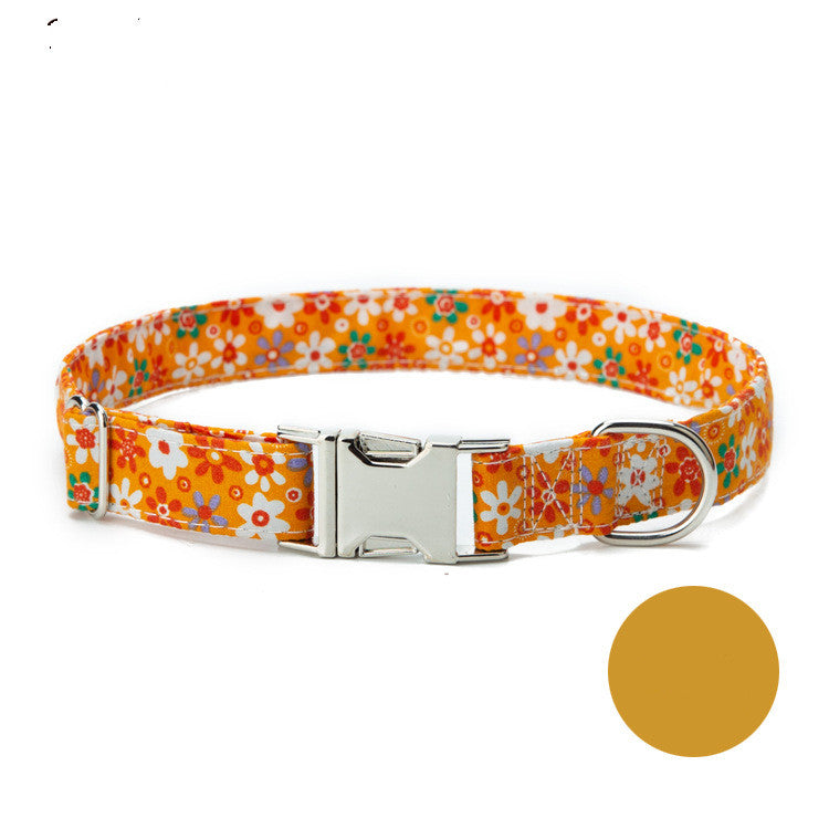 Flora cloth collar